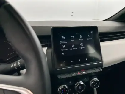 Photo 20 Renault Clio  E-Tech 140 - 21N