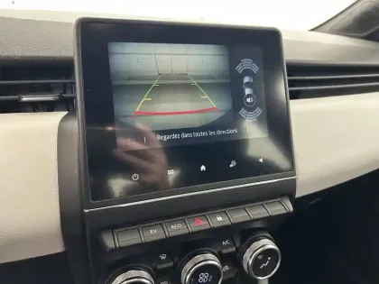 Photo 28 Renault Clio  E-Tech 140 - 21N