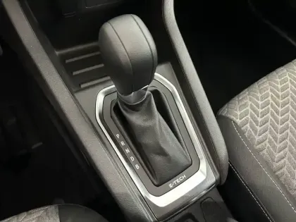 Photo 21 Renault Clio  E-Tech 140 - 21N