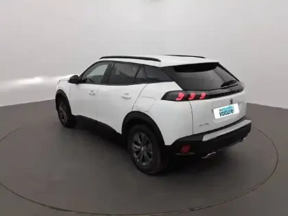 Photo 6 Peugeot 2008  PureTech 130 S&S EAT8