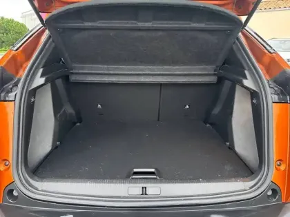 Photo 5 Peugeot 2008  Electrique 136 ch