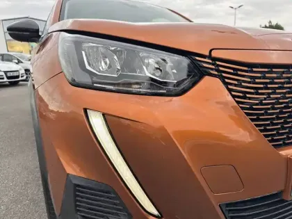 Photo 15 Peugeot 2008  Electrique 136 ch