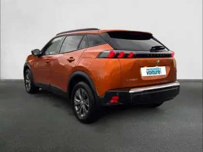 Photo 6 Peugeot 2008  Electrique 136 ch