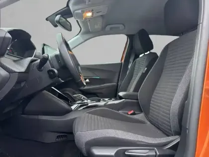 Photo 10 Peugeot 2008  Electrique 136 ch