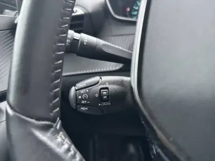 Photo 19 Peugeot 2008  Electrique 136 ch