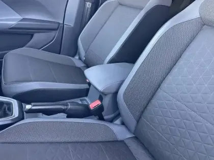 Photo 19 Volkswagen T-cross  1.0 TSI 115 Start/Stop DSG7