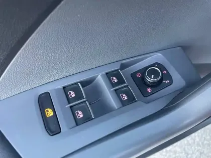 Photo 58 Volkswagen T-cross  1.0 TSI 115 Start/Stop DSG7