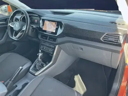 Photo 107 Volkswagen T-cross  1.0 TSI 115 Start/Stop DSG7