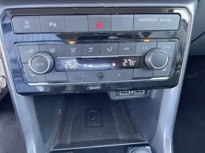 Photo 113 Volkswagen T-cross  1.0 TSI 115 Start/Stop DSG7