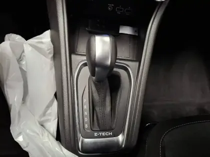 Photo 78 Renault Captur  E-Tech 145 - 21