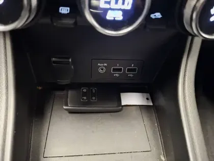 Photo 77 Renault Captur  E-Tech 145 - 21