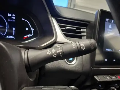 Photo 72 Renault Captur  E-Tech 145 - 21