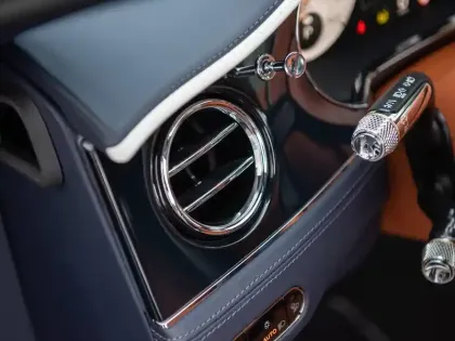 Photo 21 Bentley Continental  GT V8 4.0 550 ch BVA