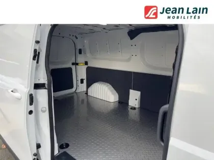 Photo 52 Maxus Deliver7  FOURGON L2H1 2.0D 150 CH