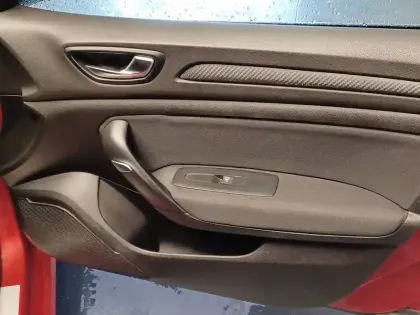 Photo 58 Renault Megane Mégane IV Berline Blue dCi 115