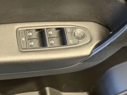 Photo 17 Renault Captur  TCe 90 - 21