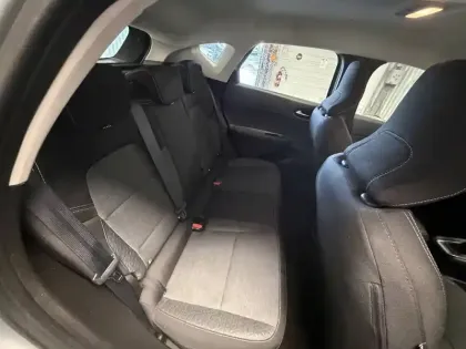 Photo 23 Renault Captur  TCe 90 - 21