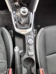 Photo 17 Mazda 2 Mazda 1.5L e-SKYACTIV G M Hybrid 90ch