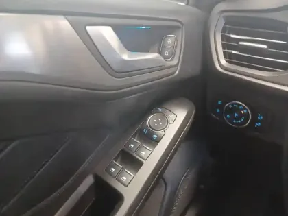 Photo 16 Ford Focus  1.0 EcoBoost 125 S&S mHEV