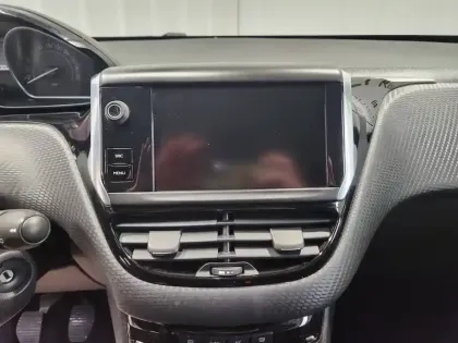 Photo 12 Peugeot 2008  BlueHDi 100ch BVM6