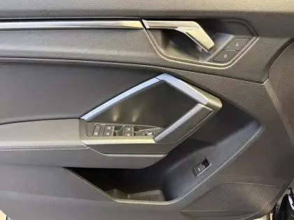 Photo 8 Audi Q3  Sportback 35 TFSI 150 ch S tronic 7