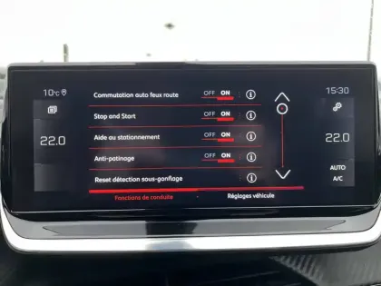 Photo 24 Peugeot 2008  PureTech 130 S&S EAT8