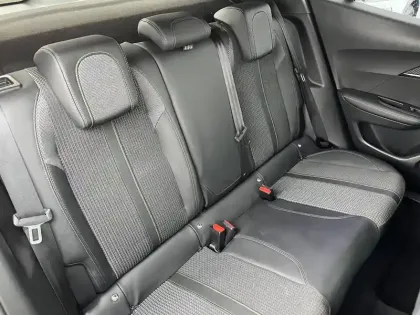 Photo 15 Peugeot 2008  PureTech 130 S&S EAT8