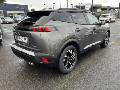 Photo 4 Peugeot 2008  PureTech 130 S&S EAT8