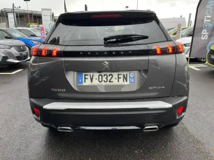 Photo 5 Peugeot 2008  PureTech 130 S&S EAT8