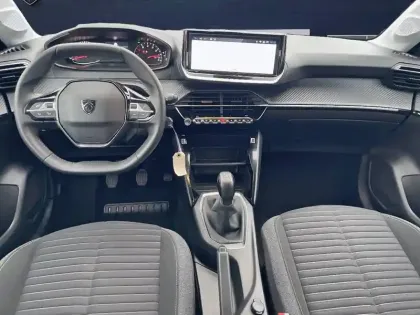 Photo 83 Peugeot 208  PureTech 75 S&S BVM5