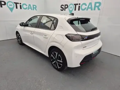 Photo 21 Peugeot 208  PureTech 100 S&S BVM6