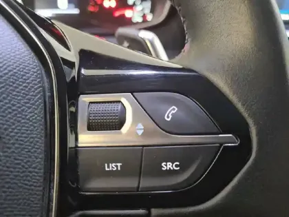 Photo 28 Peugeot 2008  PureTech 130 S&S EAT8