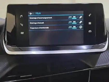 Photo 54 Peugeot 2008  PureTech 130 S&S EAT8