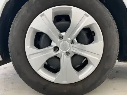 Photo 36 Dacia Sandero  SCe 65