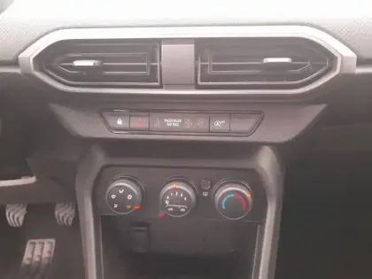 Photo 19 Dacia Sandero  SCe 65