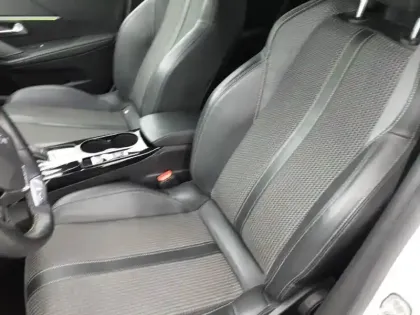 Photo 10 Peugeot 208  PureTech 100 S&S EAT8