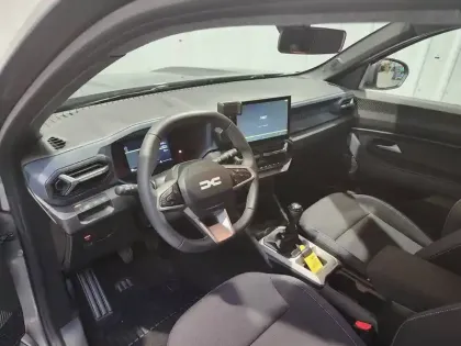 Photo 4 Dacia Duster  Mild Hybrid 130