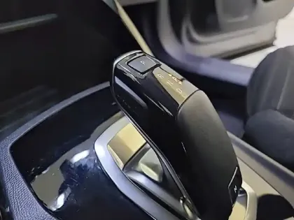 Photo 36 Peugeot 2008  PureTech 130 S&S EAT8