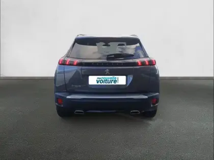 Photo 4 Peugeot 2008  PureTech 130 S&S EAT8