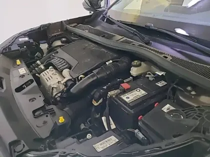 Photo 37 Peugeot 2008  PureTech 130 S&S EAT8