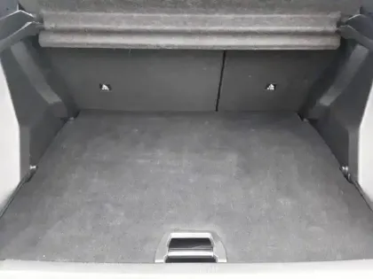 Photo 5 Peugeot 2008  PureTech 130 S&S EAT8