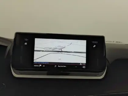 Photo 21 Peugeot 2008  PureTech 130 S&S EAT8