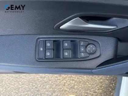 Photo 17 Dacia Duster  Hybrid 140