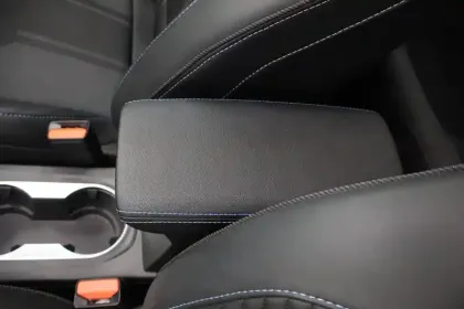 Photo 26 Renault Symbioz  E-Tech full hybrid 145