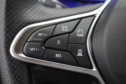 Photo 36 Renault Symbioz  E-Tech full hybrid 145