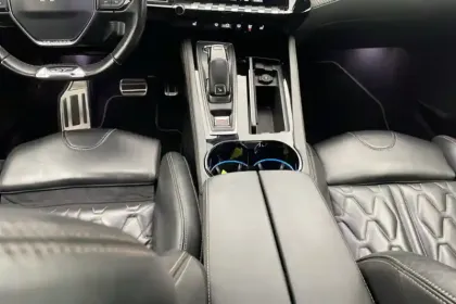 Photo 9 Peugeot 508  SW Hybrid 225 e-EAT8