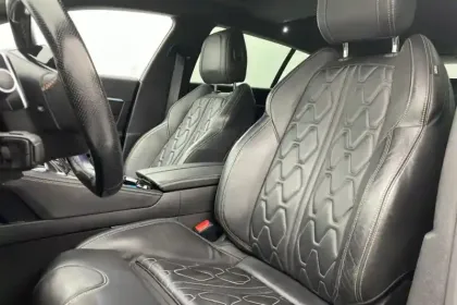 Photo 12 Peugeot 508  SW Hybrid 225 e-EAT8