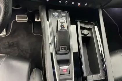 Photo 15 Peugeot 508  SW Hybrid 225 e-EAT8