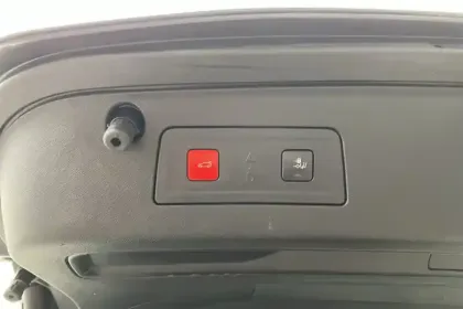 Photo 21 Peugeot 508  SW Hybrid 225 e-EAT8