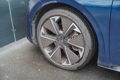 Photo 11 Cupra Born  230 ch - Batterie XL